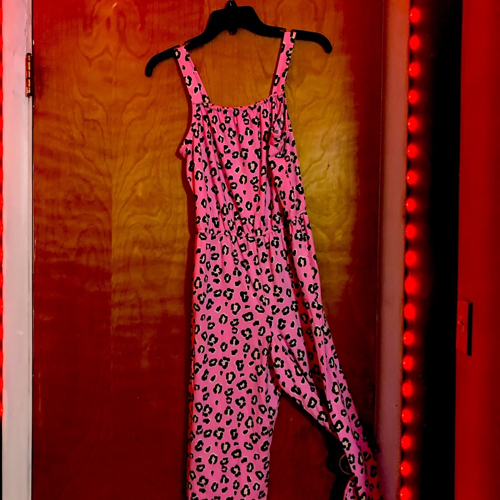 Pink cheeta jumper